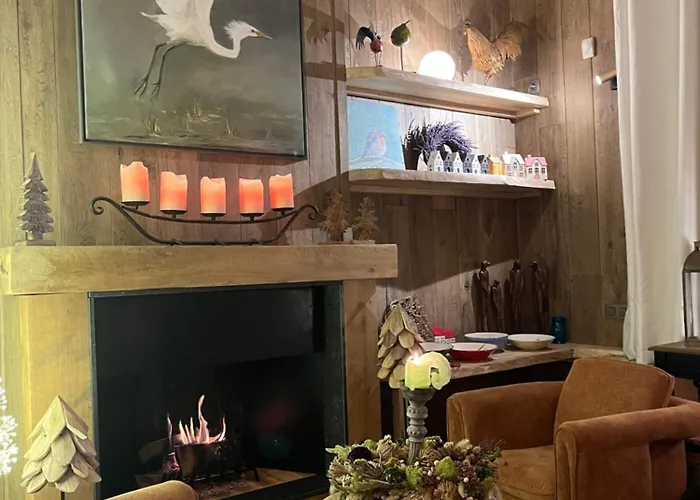 La Roseraie Bed & Breakfast