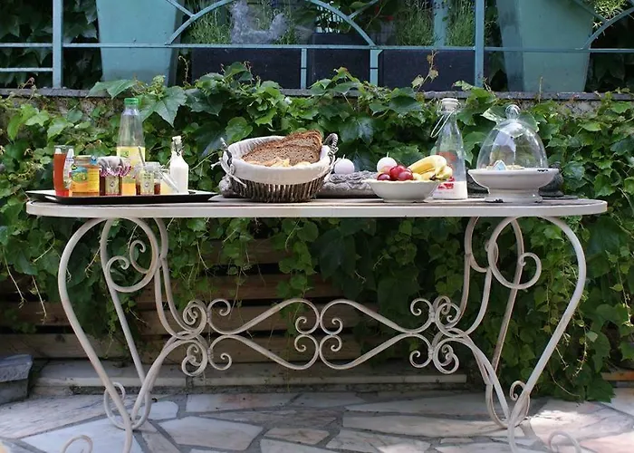 La Roseraie Bed and Breakfast Tournai