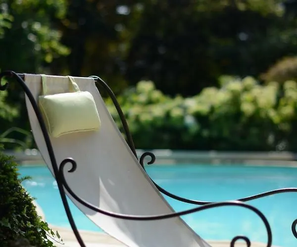 Bed and Breakfast La Roseraie